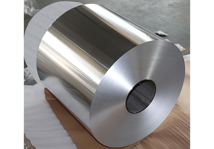 Aluminium foil jumbo roll